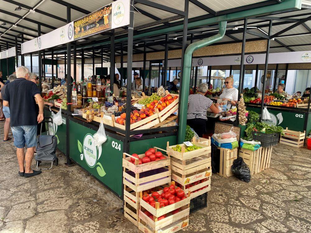 Herceg Novi farmers market